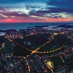 Stunning In Apartmán Marčana