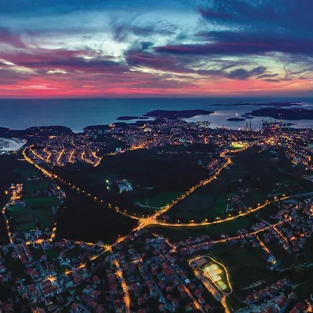 Stunning In Διαμέρισμα Marčana